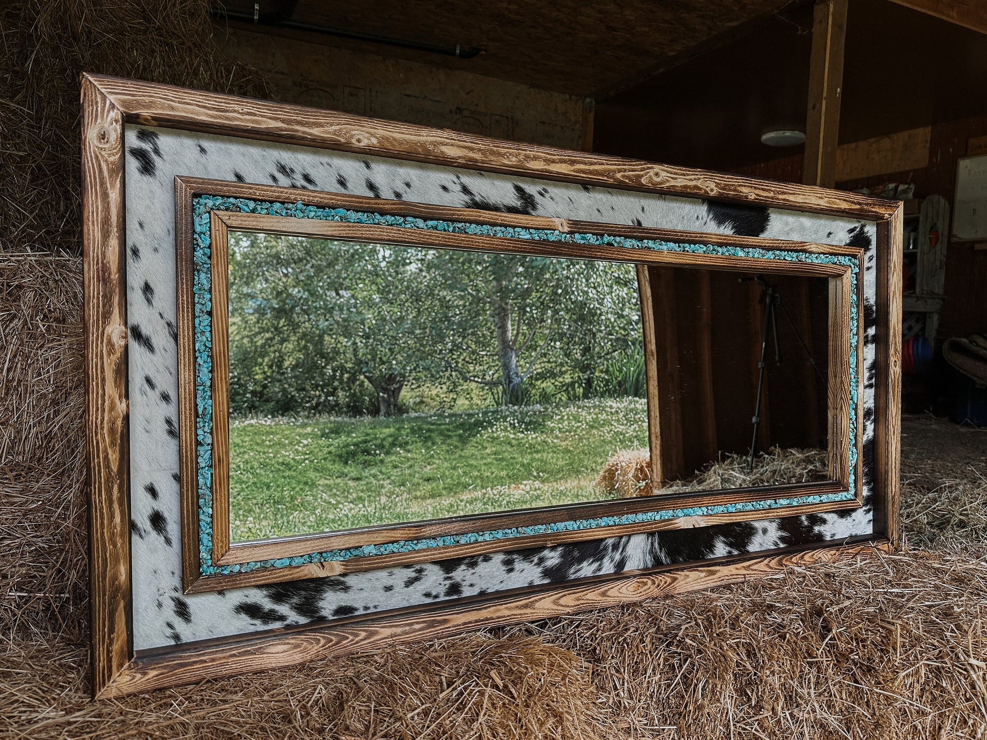 48x24, woodburnt, salt and pepper black hide